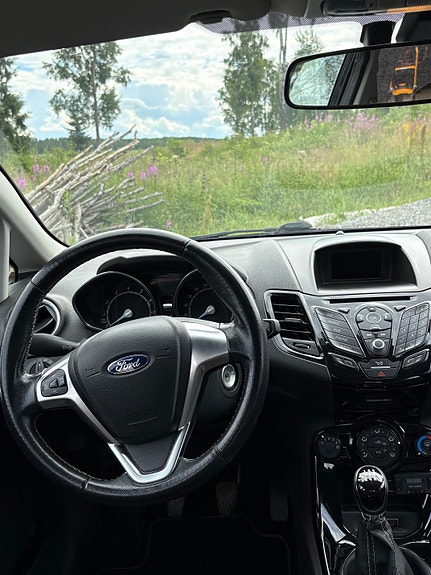 Ford Fiesta 8 of 20
