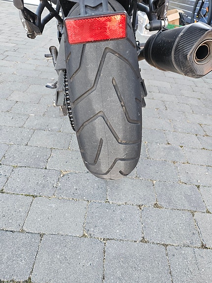 Kawasaki Versys 1000 GT 4 of 10