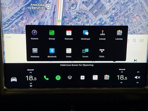 Tesla Model X 19 of 29