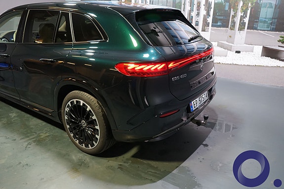 Mercedes-Benz EQS SUV 10 of 16