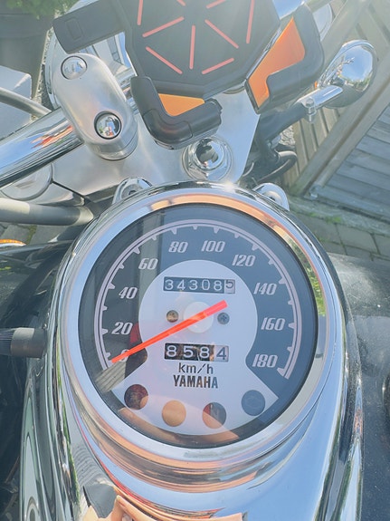 Yamaha XVS 650 Drag Star 2 of 9