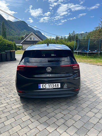 Volkswagen ID.3 4 of 16