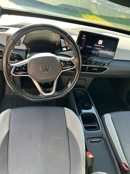 Volkswagen ID.3 6 of 16