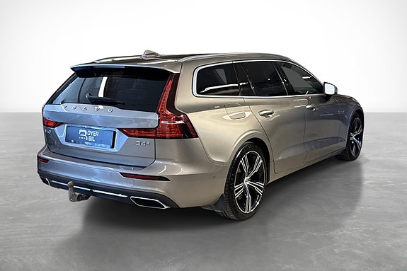 Volvo V60 5 of 30