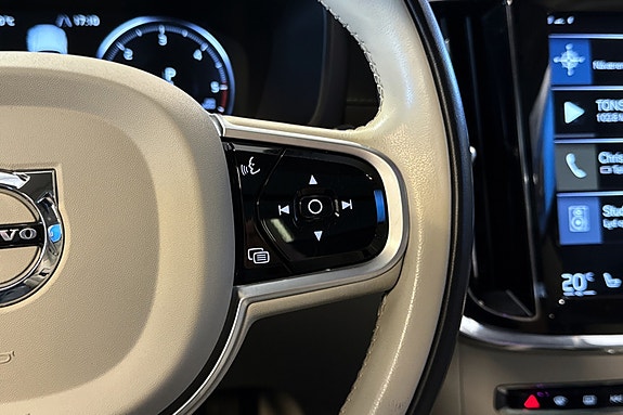 Volvo V60 19 of 30