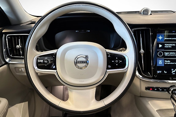 Volvo V60 14 of 30