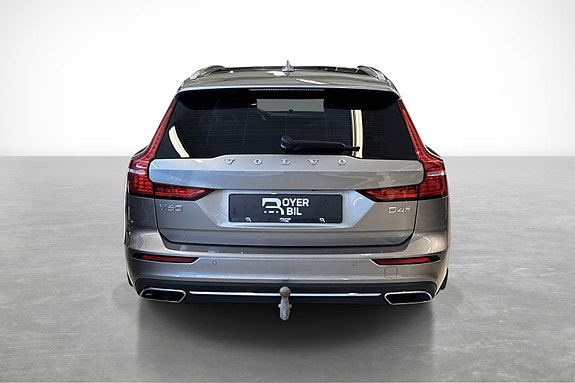 Volvo V60 6 of 30