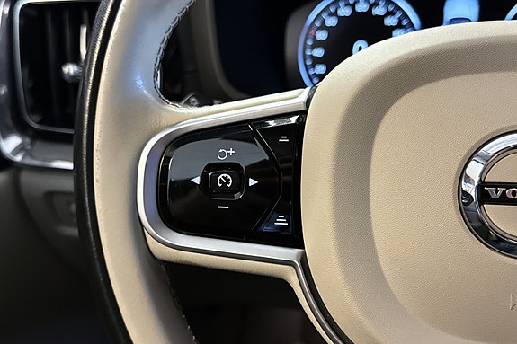 Volvo V60 18 of 30