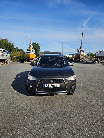 Mitsubishi Outlander 8 of 30
