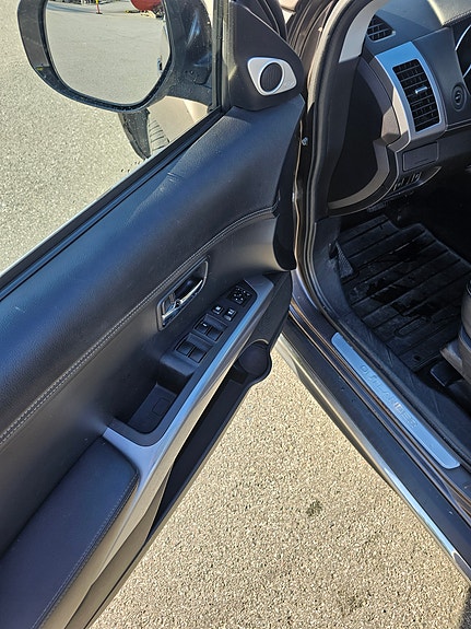 Mitsubishi Outlander 11 of 30
