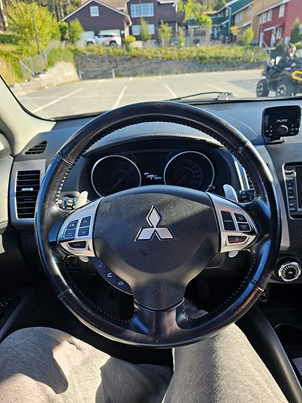 Mitsubishi Outlander 14 of 30