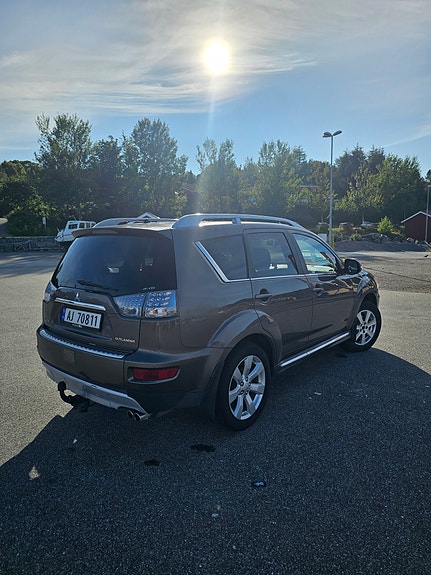 Mitsubishi Outlander 4 of 30