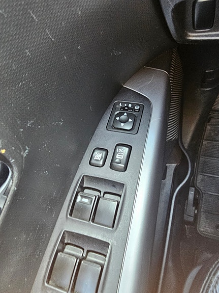 Mitsubishi Outlander 12 of 30