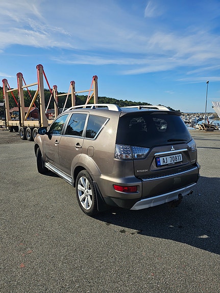 Mitsubishi Outlander 6 of 30