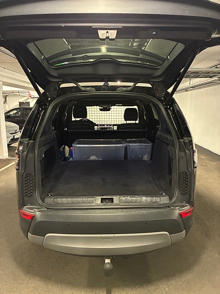 Land Rover Discovery 10 of 17