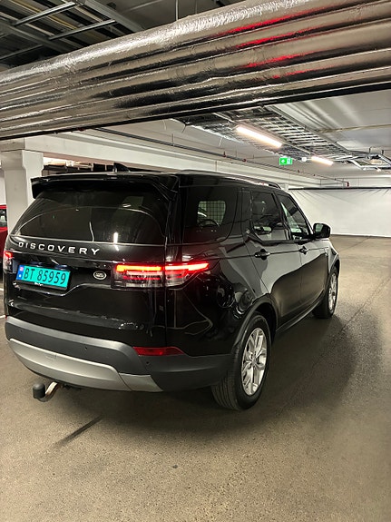 Land Rover Discovery 5 of 17