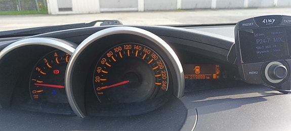 Toyota Verso 9 of 9