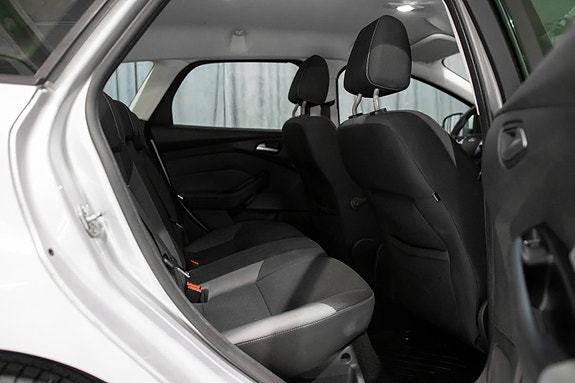 Ford Focus 27 of 30