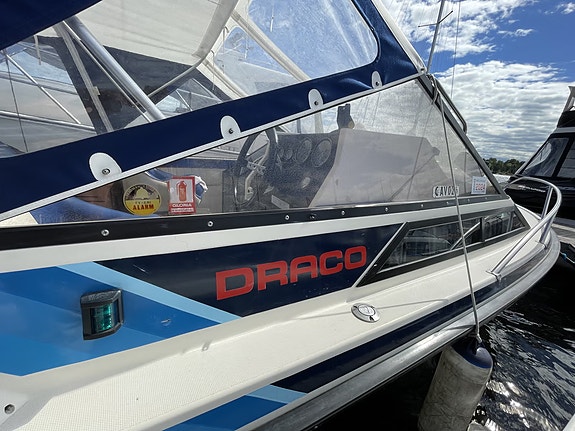 Draco 2300 Suncab 1987 – Volvo Penta 200 hk 8 of 13