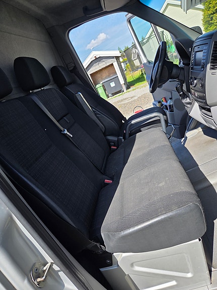 Mercedes-Benz 316 cdi 13 of 23