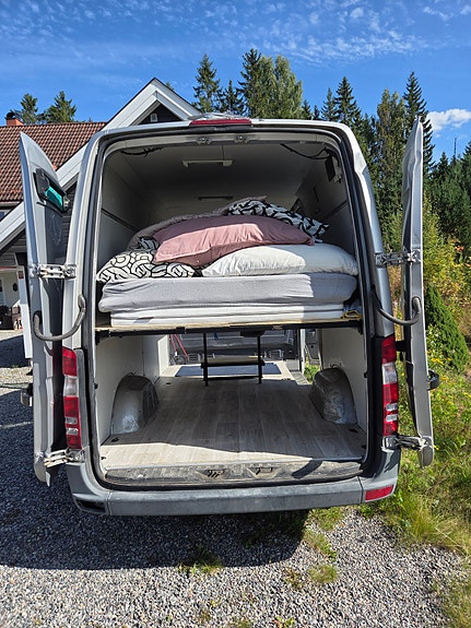 Mercedes-Benz 316 cdi 18 of 23