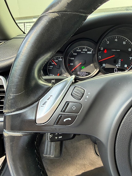 Porsche Panamera 4 23 of 30