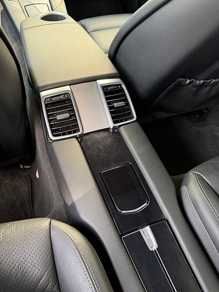 Porsche Panamera 4 15 of 30