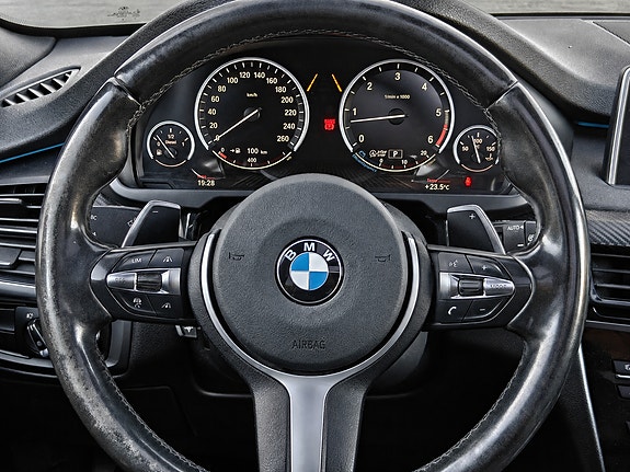 BMW X5 26 of 30
