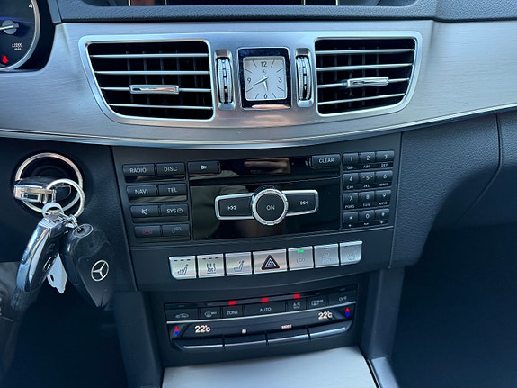 Mercedes-Benz E250 d 27 of 29