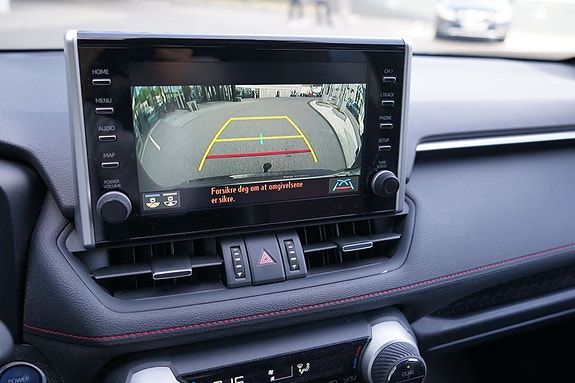 Toyota RAV4 Plug-in Hybrid 13 of 13
