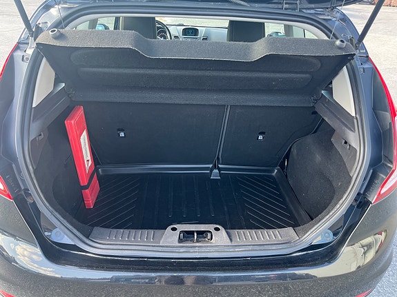 Ford Fiesta 18 of 25