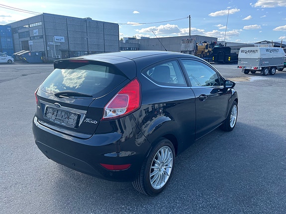Ford Fiesta 8 of 25