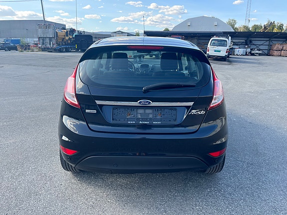 Ford Fiesta 9 of 25