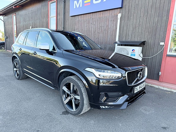 Volvo XC90 14 of 30
