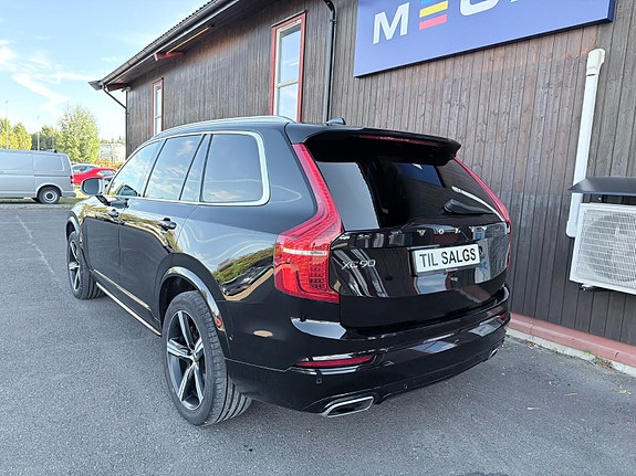 Volvo XC90 7 of 30