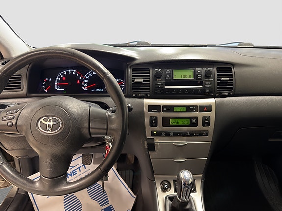 Toyota Corolla 26 of 30