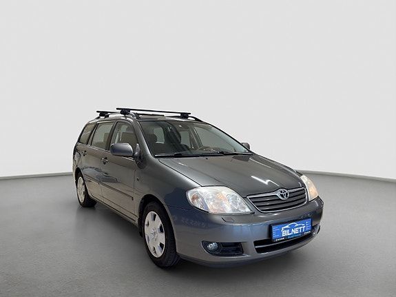 Toyota Corolla 3 of 30