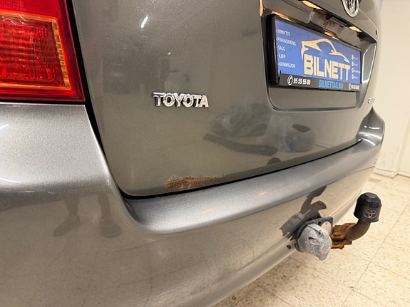 Toyota Corolla 10 of 30