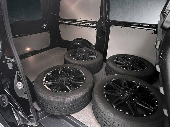 Mercedes-Benz Vito 119 11 of 12