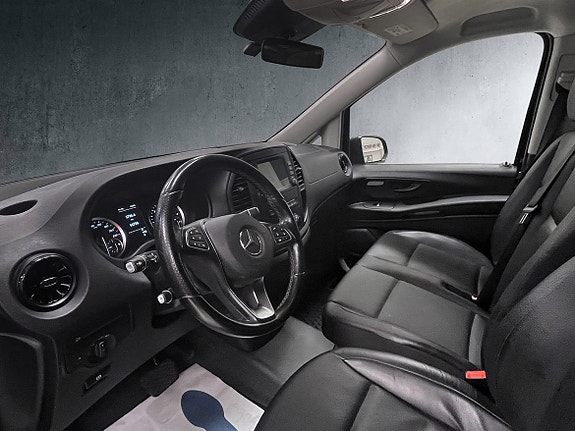 Mercedes-Benz Vito 119 8 of 12
