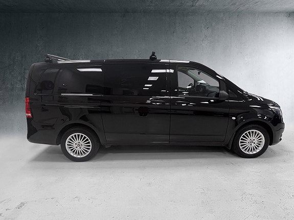 Mercedes-Benz Vito 119 3 of 12