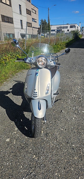 Vespa Primavera 50