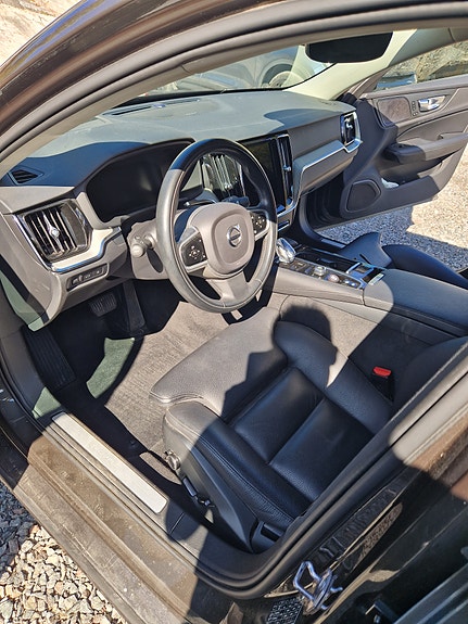 Volvo V60 12 of 19