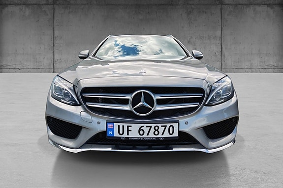Mercedes-Benz C250 6 of 8