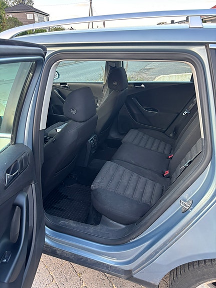 Volkswagen Passat 6 of 8