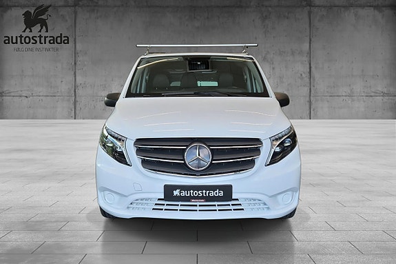 Mercedes-Benz Vito 119 2 of 20