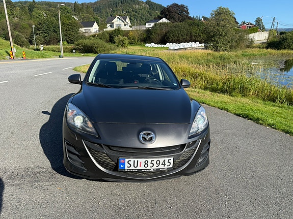 Mazda 3 4 of 15
