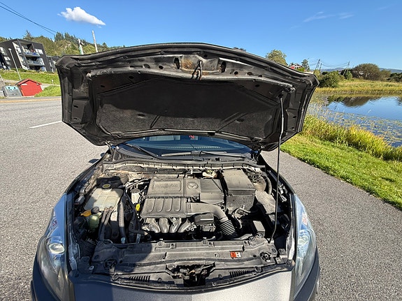 Mazda 3 9 of 15