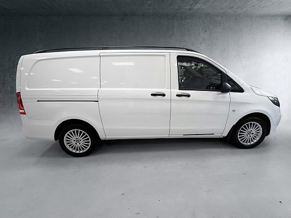 Mercedes-Benz Vito 119 9 of 20