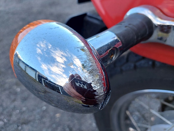 Honda CA 125 Rebel 10 of 14